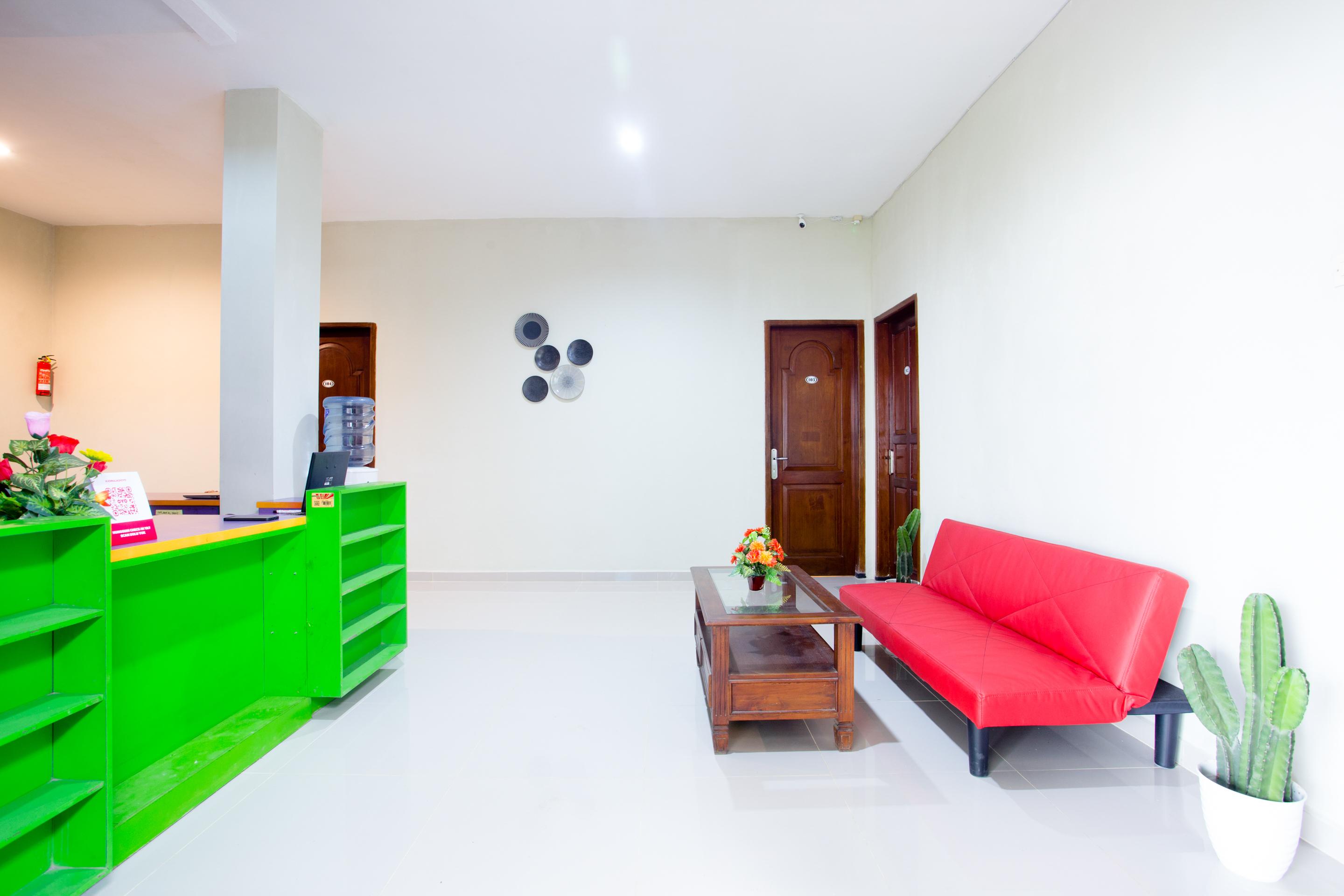 Safara Guesthouse Syariah Семаранг Екстериор снимка